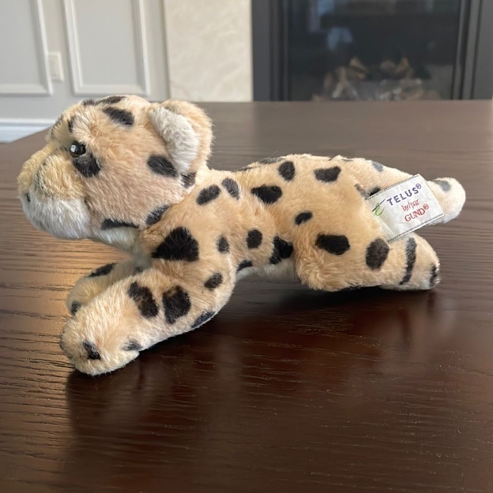 Gund Telus Leopard Cat Plush and Beans 4" tall x 7.5" L cheetah Leopard - Picture 3 of 6